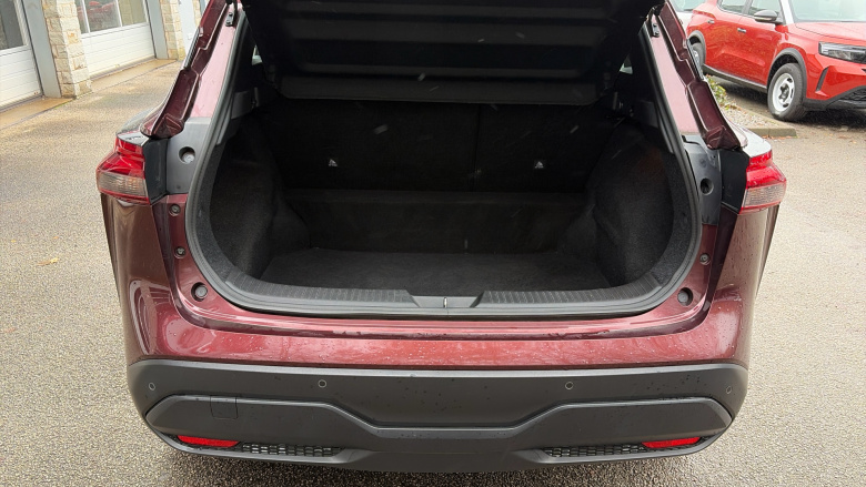 Nissan Qashqai 1.3 DiG-T MH Acenta Premium 5dr Petrol Hatchback